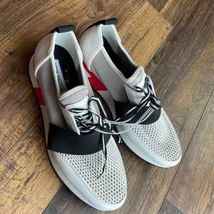 Brand new Steve Madden sneakers